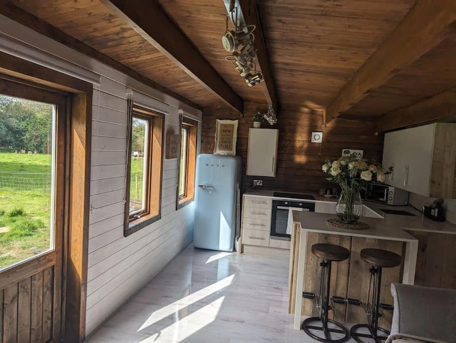 Gorgeous Countryside Cabin Lyminge Dış mekan fotoğraf